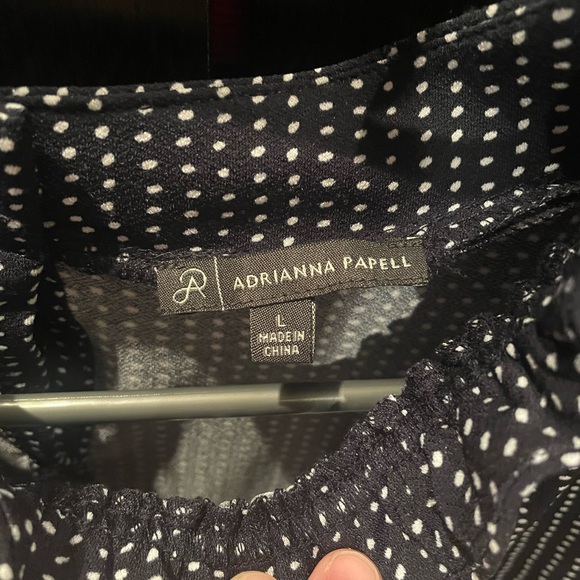 Navy Top - Picture 2 of 2